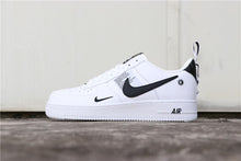 Load image into Gallery viewer, Air Force 1 07 Ultility White AF1