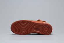 Load image into Gallery viewer, Air Force 1 Mid Orange AF1