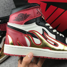 Load image into Gallery viewer, Air Jordan 1 Fire Bred Black Toe Limited AJ1