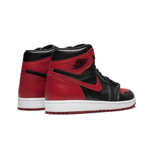 Load image into Gallery viewer, Men's Jordan 1 Retro High OG Basketball Shoes