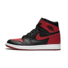 Load image into Gallery viewer, Men's Jordan 1 Retro High OG Basketball Shoes