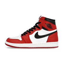 Load image into Gallery viewer, Men's Jordan 1 Retro High OG Basketball Shoes