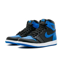 Load image into Gallery viewer, Men's Jordan 1 Retro High OG Basketball Shoes
