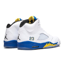 Load image into Gallery viewer, Men's Jordan 5 Retro Laney Basketball Shoes