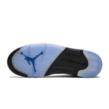 Load image into Gallery viewer, Men's Jordan 5 Retro Laney Basketball Shoes