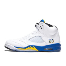 Load image into Gallery viewer, Men's Jordan 5 Retro Laney Basketball Shoes