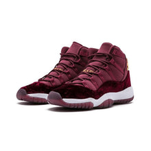 Load image into Gallery viewer, Men's Jordan 11 Retro RL Basketball Shoes