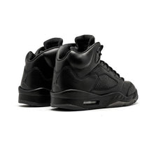 Load image into Gallery viewer, Men's Jordan 5 Retro Basketball Shoes