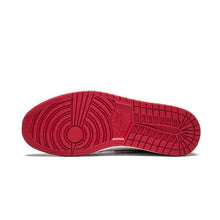 Load image into Gallery viewer, Men's Jordan 1 OG High Retro Basketball Shoes