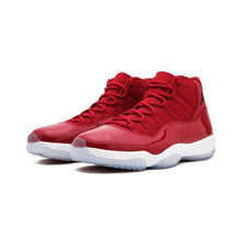 Load image into Gallery viewer, Men's Jordan 11 Retro Basketball Shoes