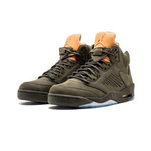 Load image into Gallery viewer, Men's Jordan 5 Retro Take Flight Basketball Shoes