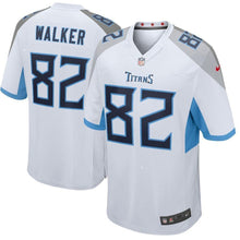 Load image into Gallery viewer, Delanie Walker Tennessee Titans Game Jersey 2018/19
